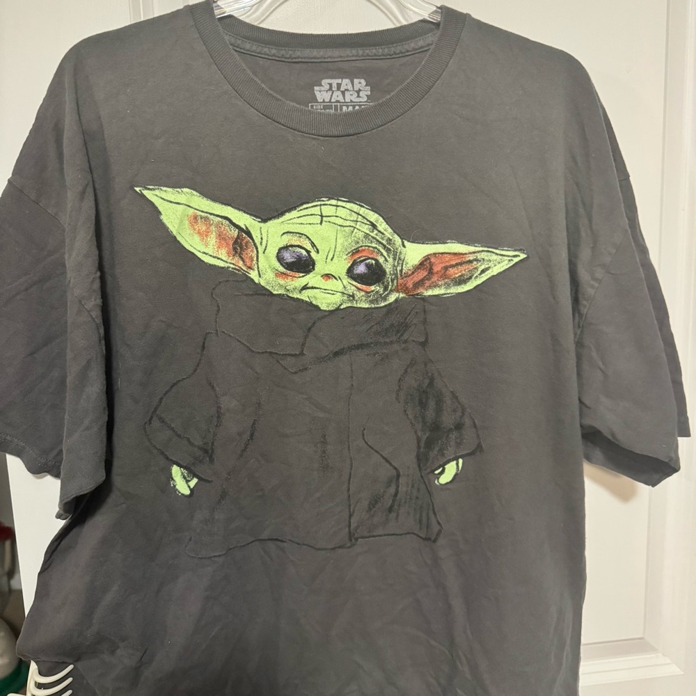 Baby Yoda Short Sleeve Tee
